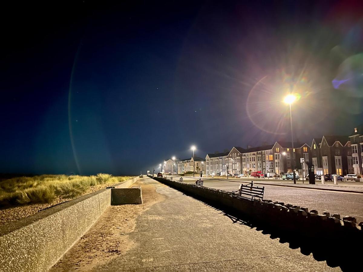 Deu-Ddrws Villa Barmouth Luaran gambar